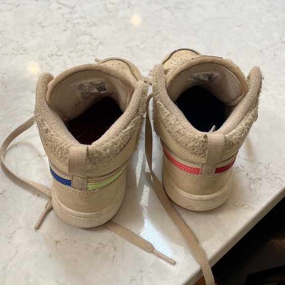 2021 Air Jordan 1 Mid Utility PS 'Fleece' - Picture 4 of 5